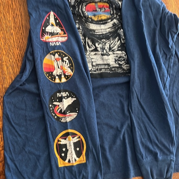 NASA Fifth Sun T Shirt Long Sleeve L Blue Mens Astronaut Space Shuttle Crew Neck - Picture 6 of 16